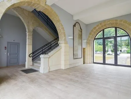 3 Chambres,120 M2 Au Calme Et En !!! Auch