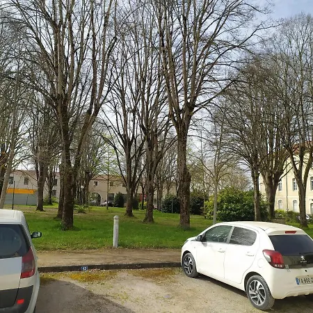 Lägenhet 3 Chambres,120 M2 Au Calme Et En !!!