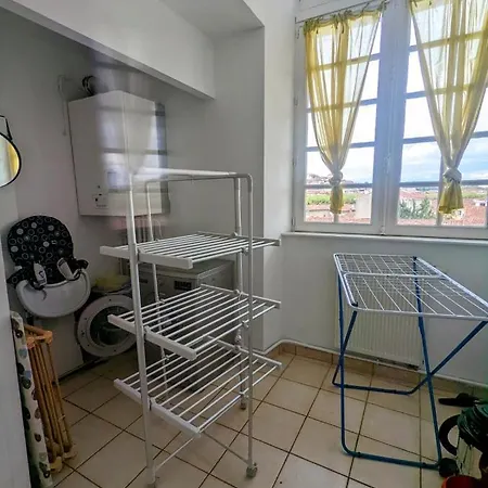 Lägenhet 3 Chambres,120 M2 Au Calme Et En !!!