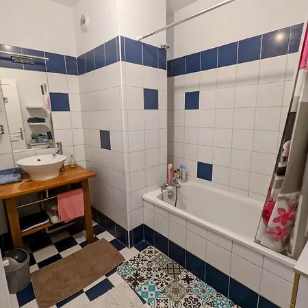 Lägenhet 3 Chambres,120 M2 Au Calme Et En !!! *